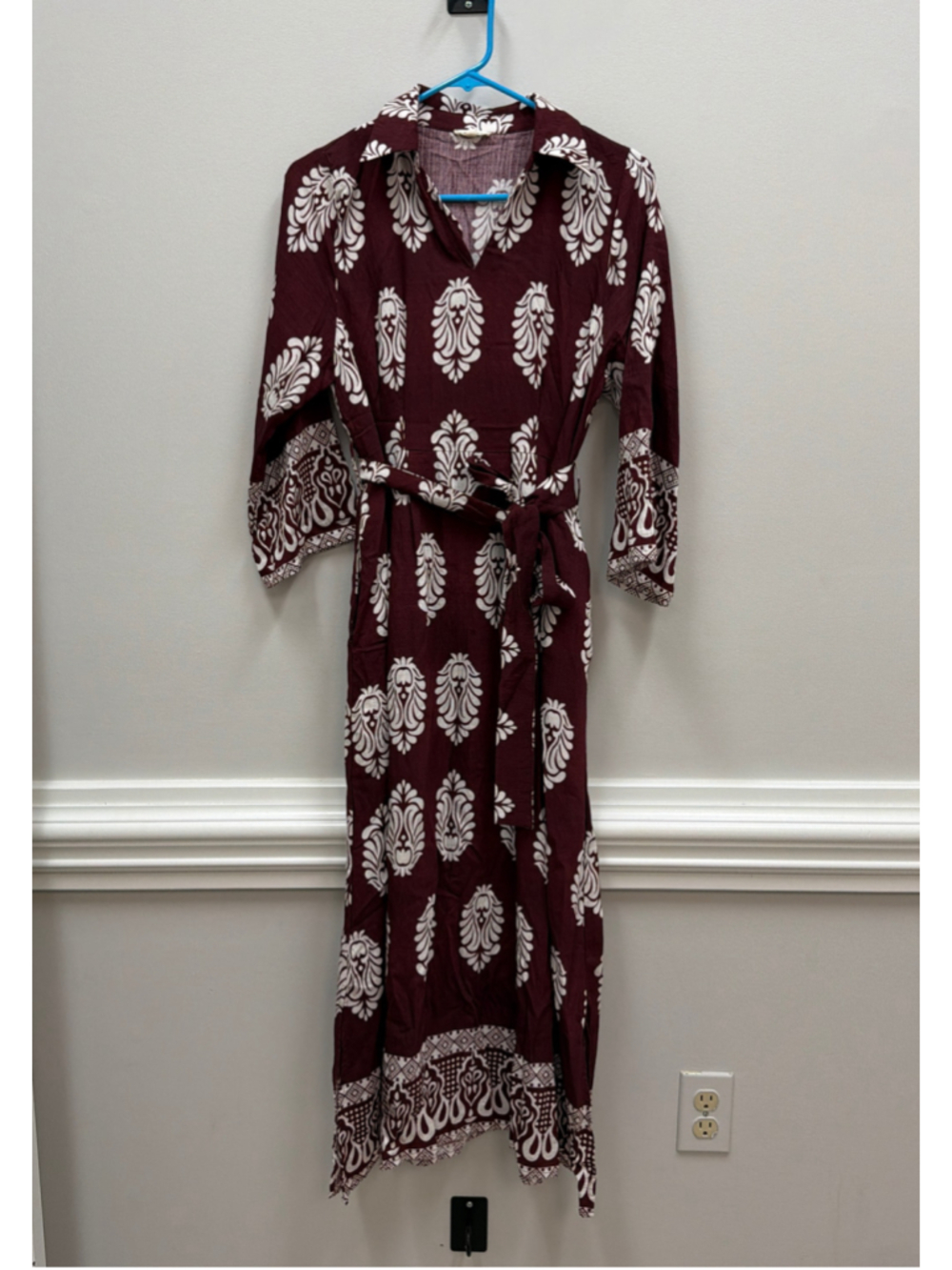 Jodifl Burgundy with Ivory Design Prints Long Sleeve Maxi Dress Sz Small!